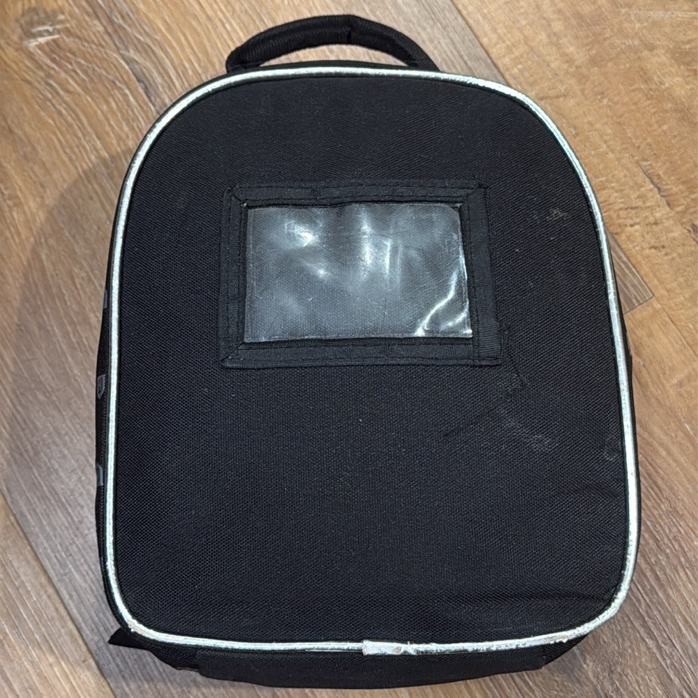 Harry Potter Hogwarts Crest Insulated Lunch Box Tote Bag (bag only)(EUC) - Picture 7 of 12